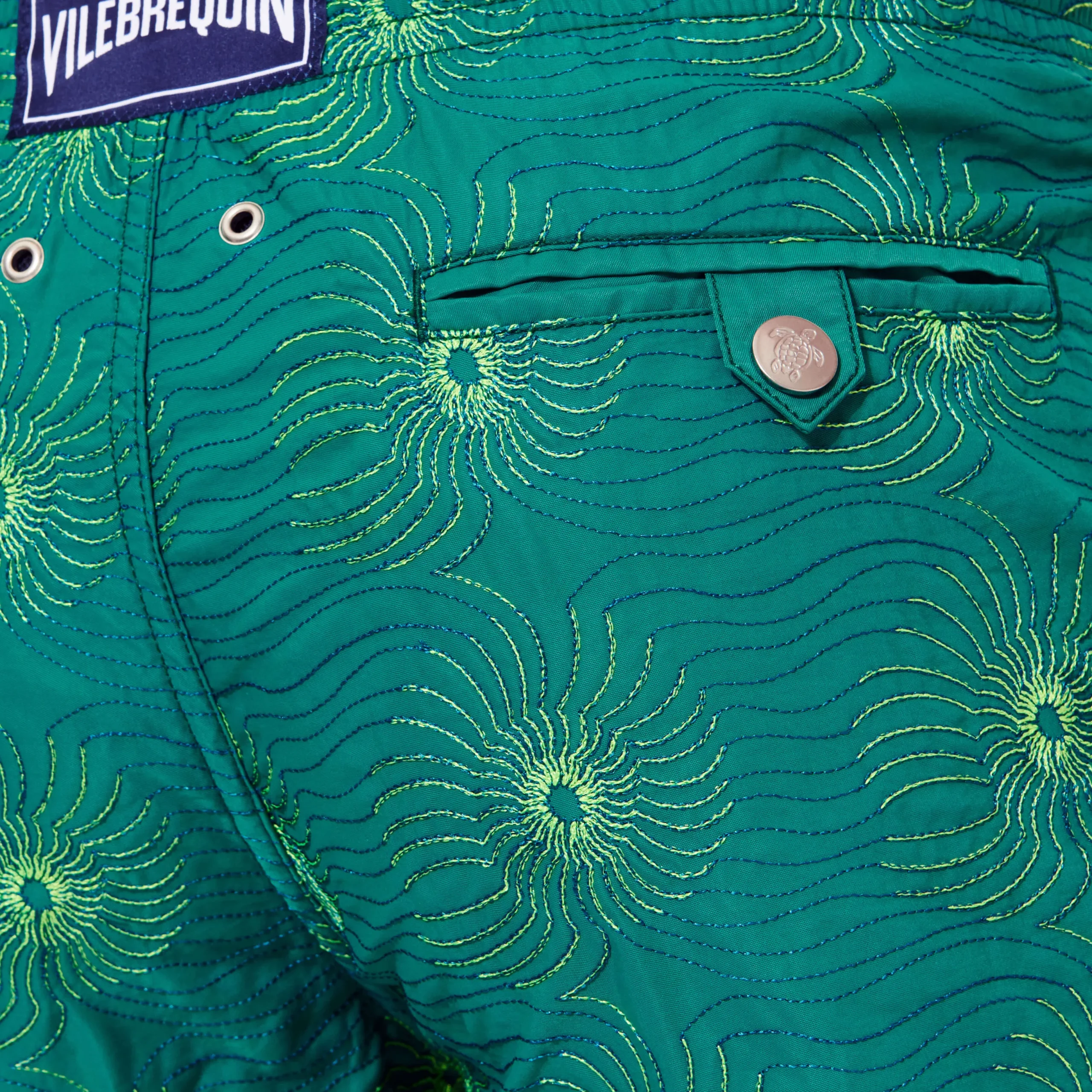 Discount Vilebrequin Men Embroidered Swim Trunks Hypno Shell - Limited Edition Linden/Green